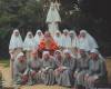 Группа посвященных и патронажных сестер